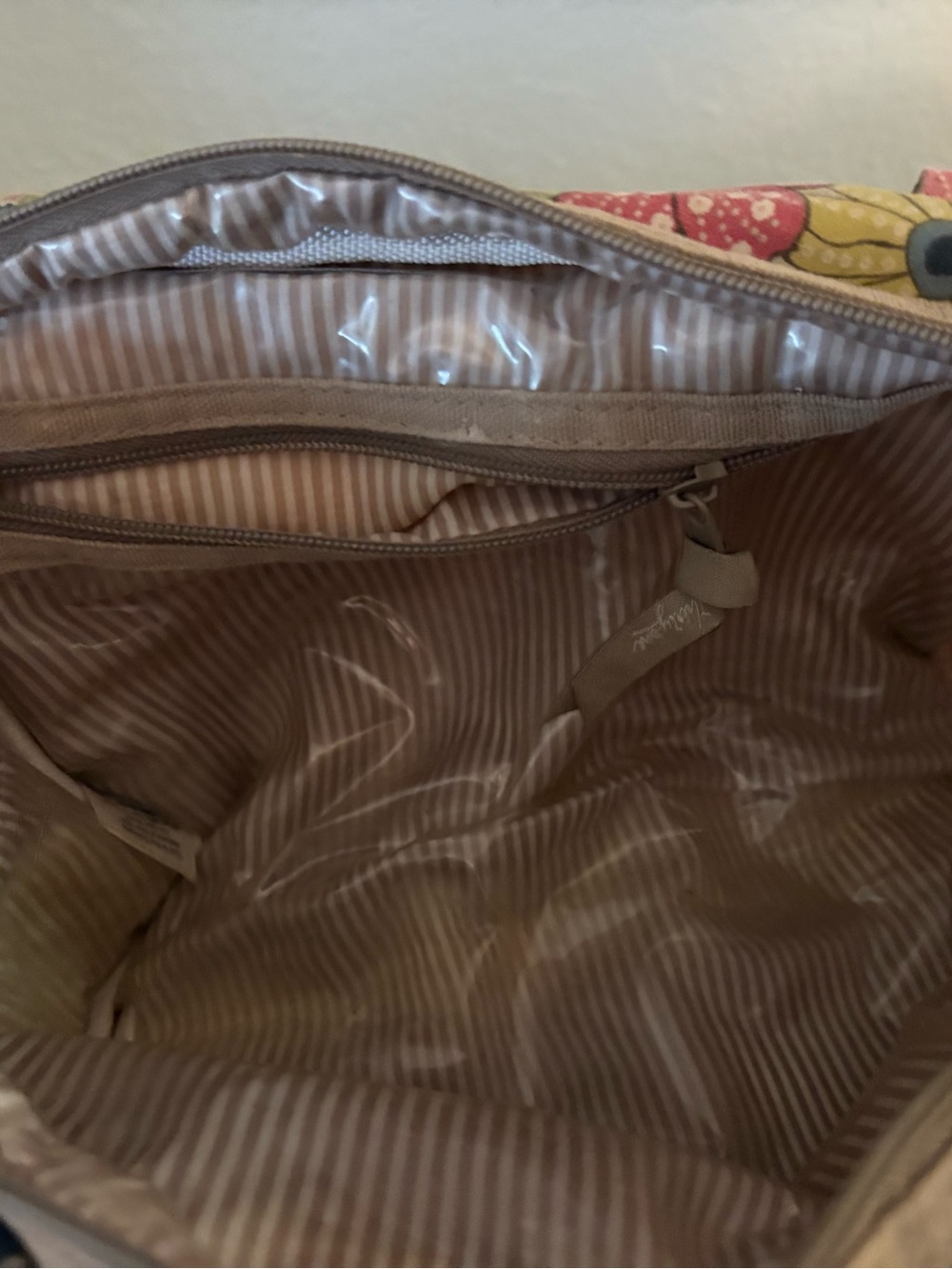 thirty-one Floral Cosmetic Bag - Picture 14 of 14